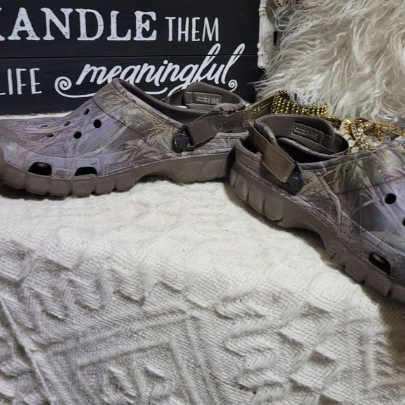 Crocs Iconic Comfort Real Tree Camo Clogs - Picture 10 of 12